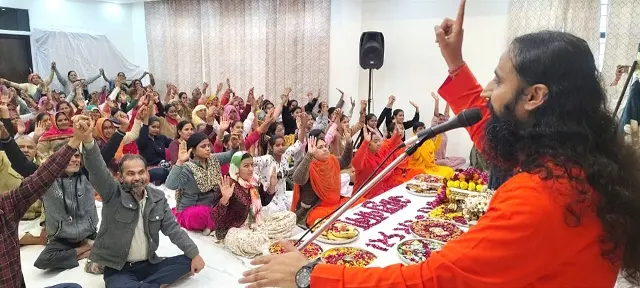 ध्यान,चिंतन और प्रार्थना स्वयं को ईश्वर के प्रेम में नवीनीकृत करने का अचूक साधन है:- स्वामी विज्ञानानन्द 