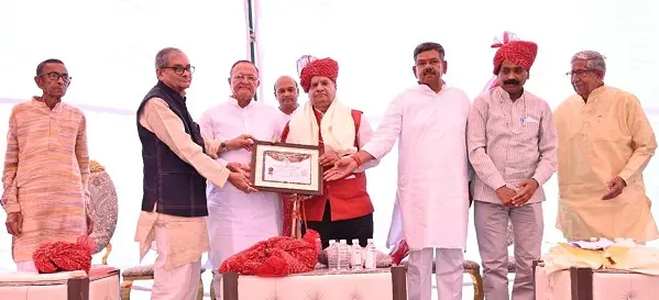 साहित्यकार आचार्य देवेन्द्र देव को मिला स्व. कोचर स्मृति पुरस्कार