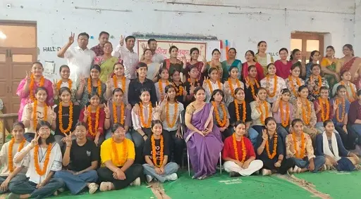 बारह गुवाड़ स्कूल की छात्राओं ने रचा इतिहास