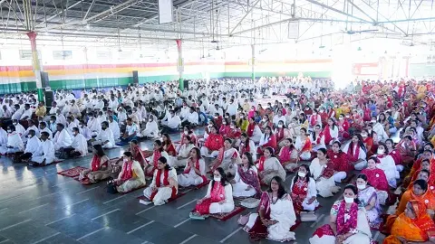 “श्रद्धा और आस्था के साथ विश्व कल्याण हेतु अहिंसा व शांति का संदेश”