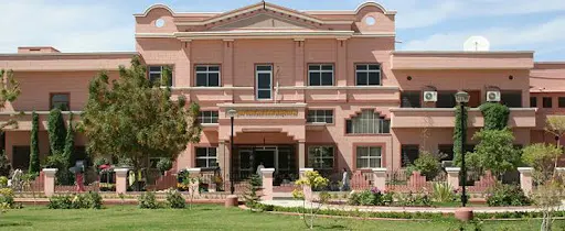 कैंसर अस्पताल के निदेशक पर मनमानी का आरोप,कर रही नियमों की अवहेलना