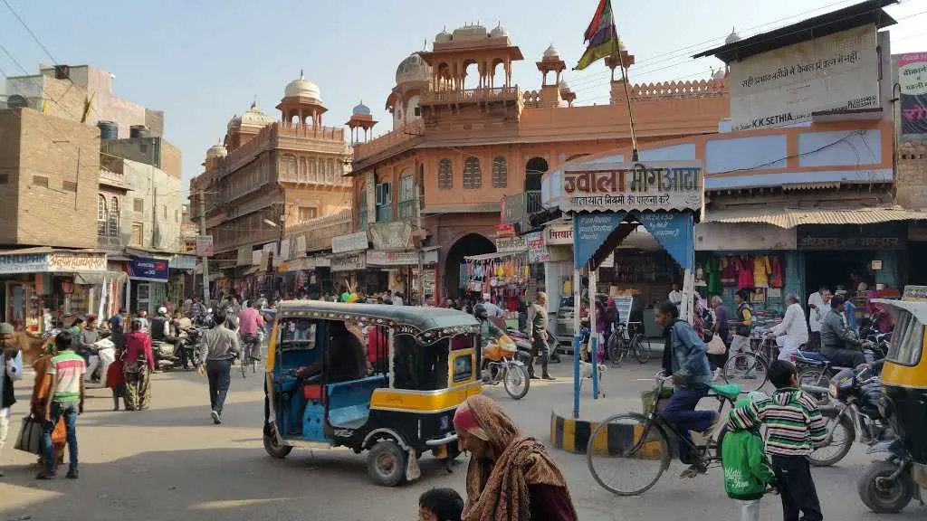 24 घंटे खुल सकेंगे प्रतिष्ठान,राजपत्र अधिसूचना हुई जारी