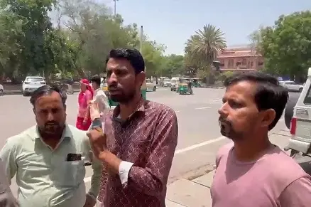 बिना वाहन रोके कर दिया ड्राइविंग लाइसेंस नहीं होने का ई-चालान