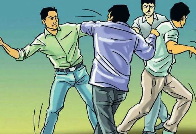  स्कूल में काम करने वालों को नहीं दी मजदूरी, ठेकेदार ने की मारपीट