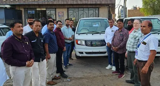 स्वीच आईवी 3 प्लस लोडिंग व्हीकल को बीकानेर में लॉन्च